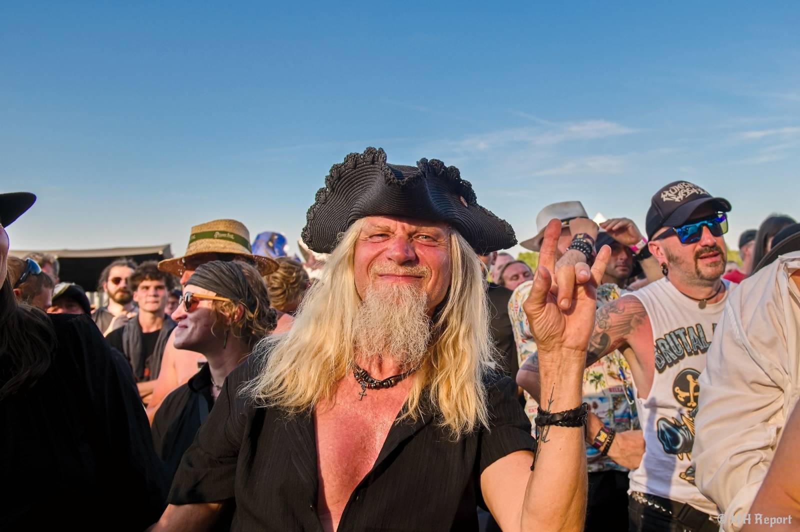 Basinfirefest uzavřel své brány. Hvězdami posledního dne byli Apocalyptica a Root