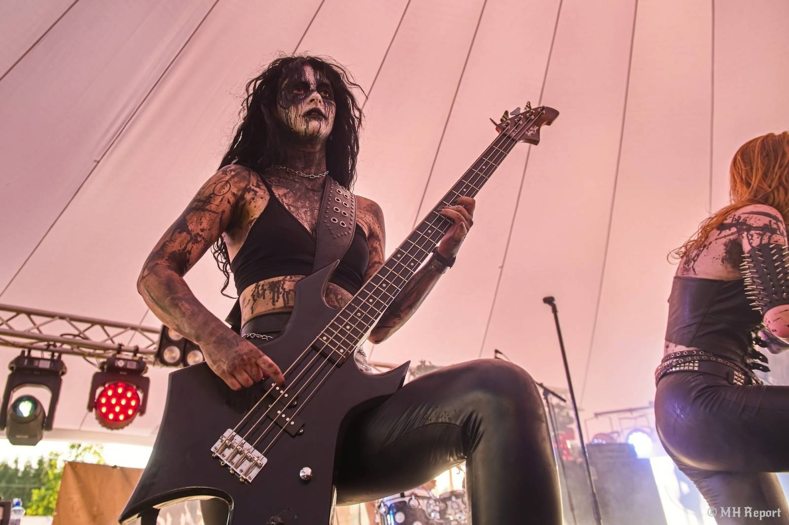 Basinfirefest uzavřel své brány. Hvězdami posledního dne byli Apocalyptica a Root