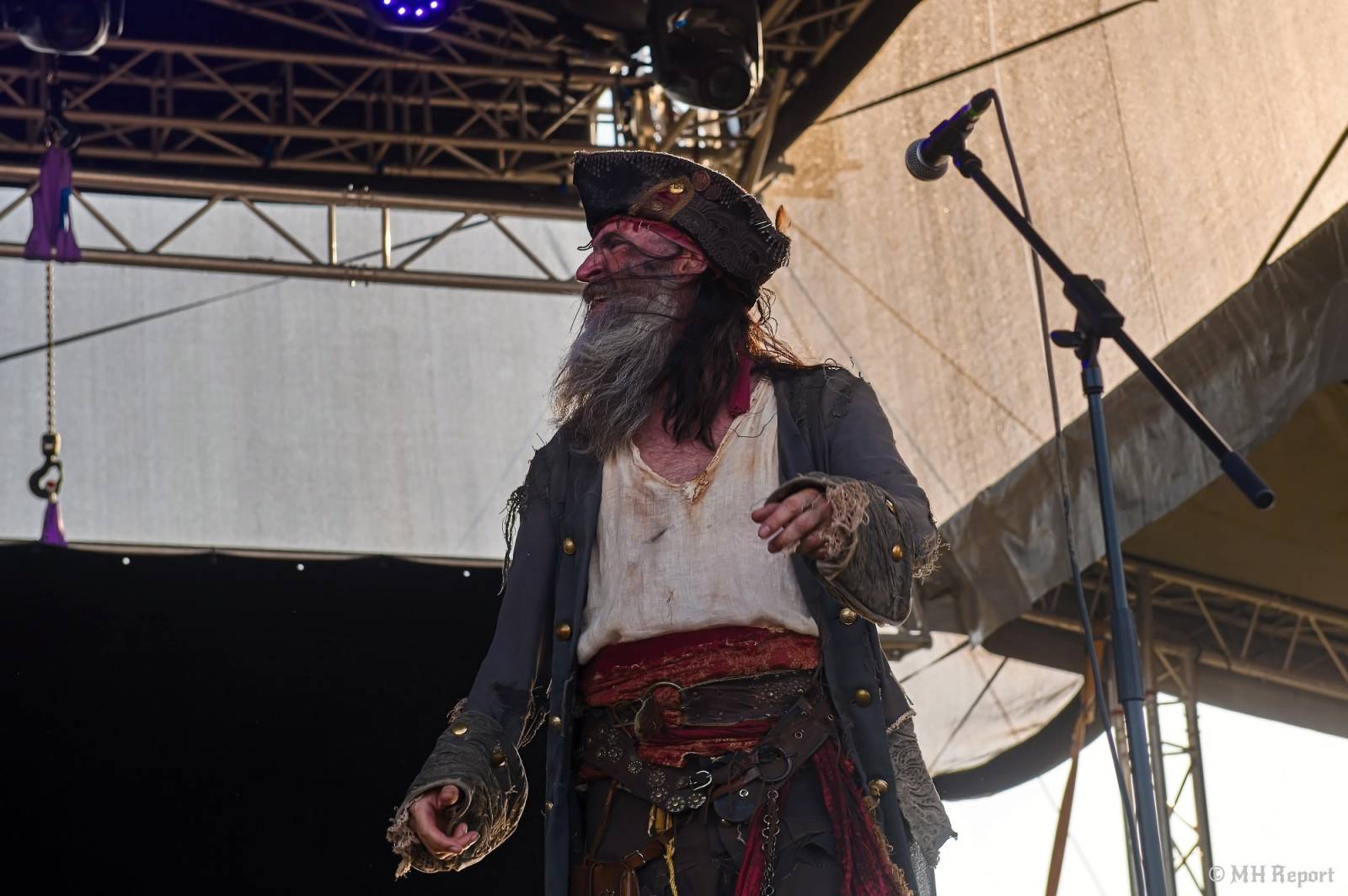 Basinfirefest uzavřel své brány. Hvězdami posledního dne byli Apocalyptica a Root