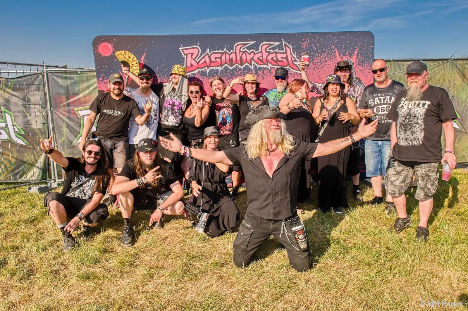 Basinfirefest uzavřel své brány. Hvězdami posledního dne byli Apocalyptica a Root