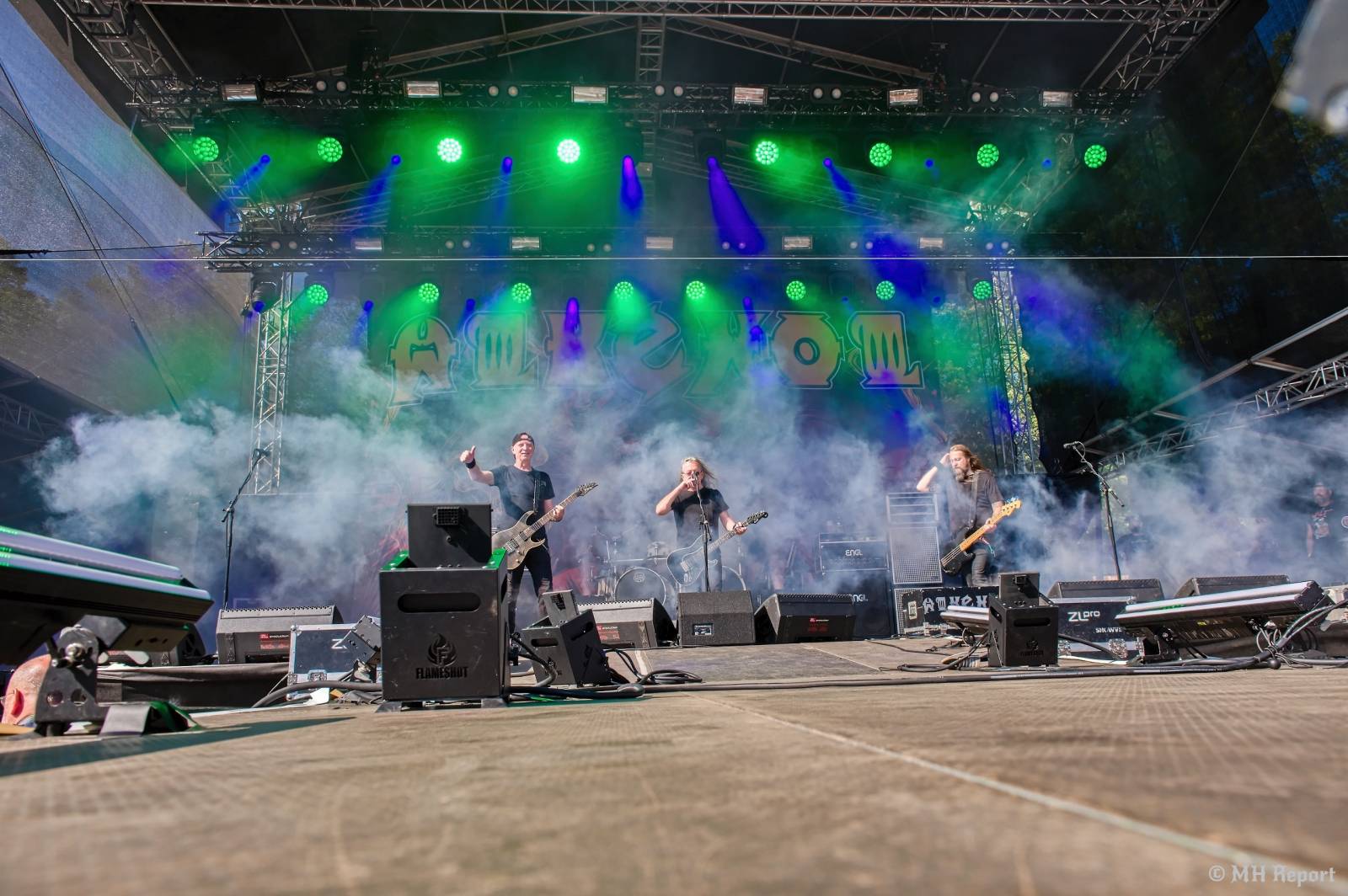 Pekelný ostrov odstartoval. První den nabídl show Divokýho Billa, Škworu, Harleje nebo Visacího zámku