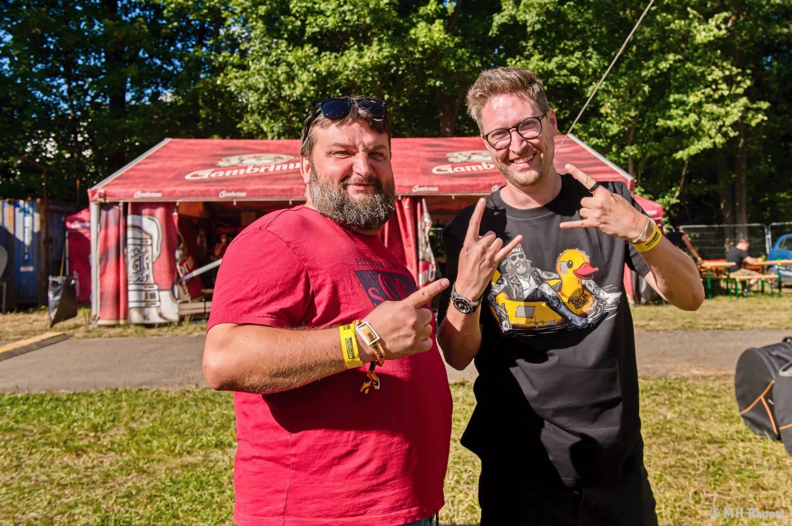 Pekelný ostrov odstartoval. První den nabídl show Divokýho Billa, Škworu, Harleje nebo Visacího zámku