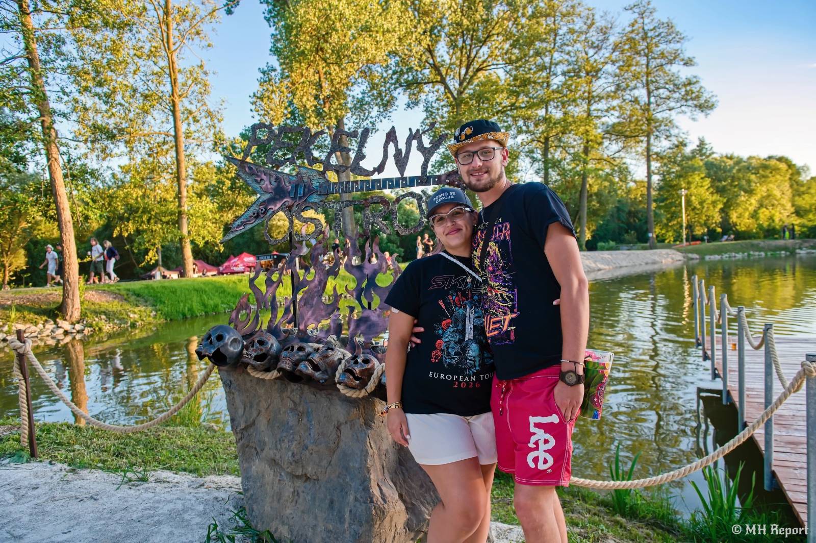 Pekelný ostrov odstartoval. První den nabídl show Divokýho Billa, Škworu, Harleje nebo Visacího zámku