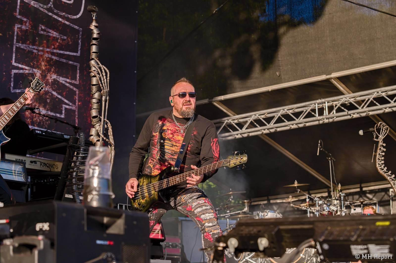 Pekelný ostrov odstartoval. První den nabídl show Divokýho Billa, Škworu, Harleje nebo Visacího zámku
