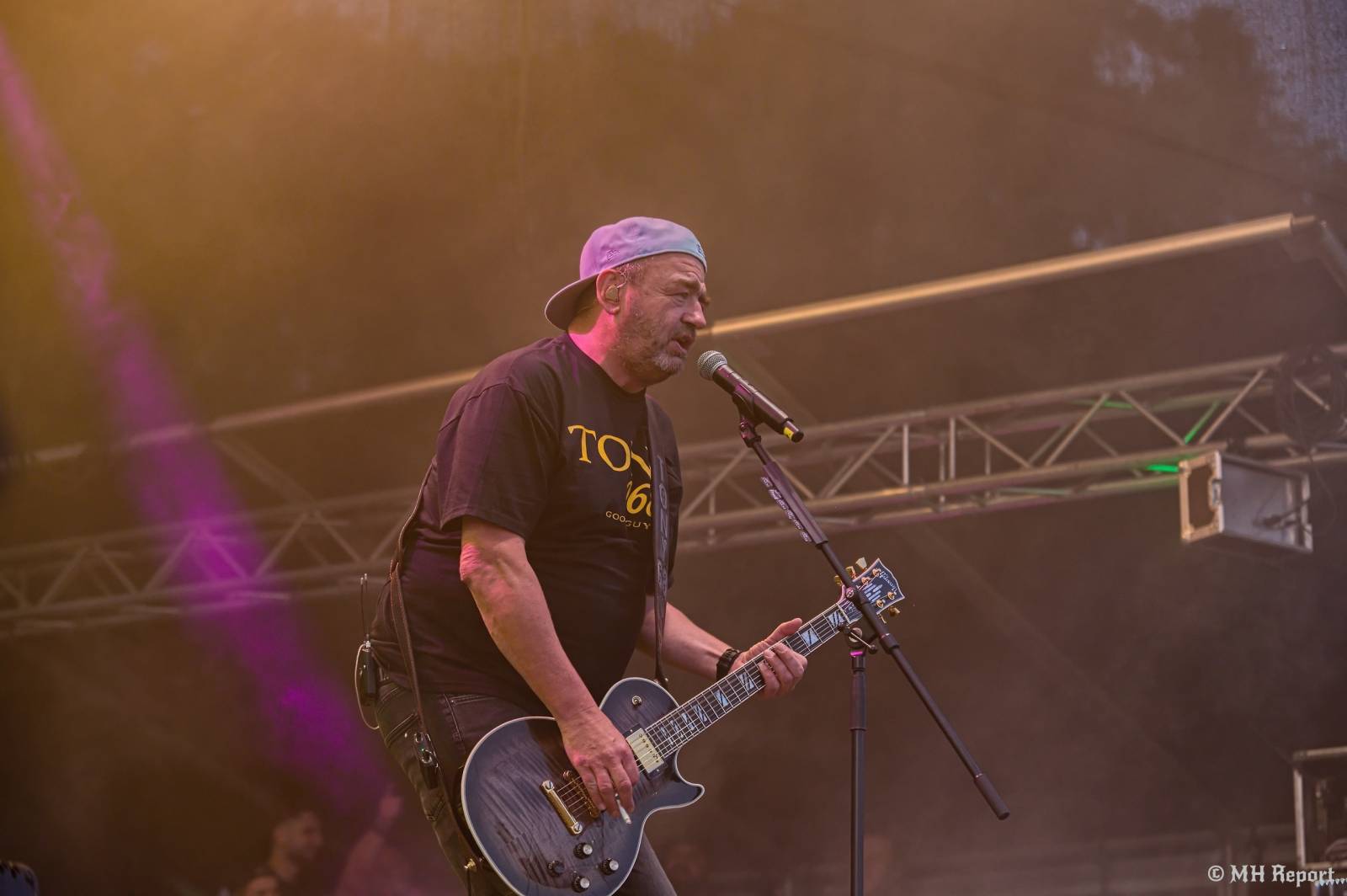 Pekelný ostrov odstartoval. První den nabídl show Divokýho Billa, Škworu, Harleje nebo Visacího zámku
