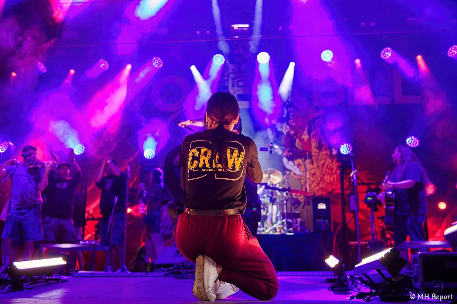 Pekelný ostrov odstartoval. První den nabídl show Divokýho Billa, Škworu, Harleje nebo Visacího zámku