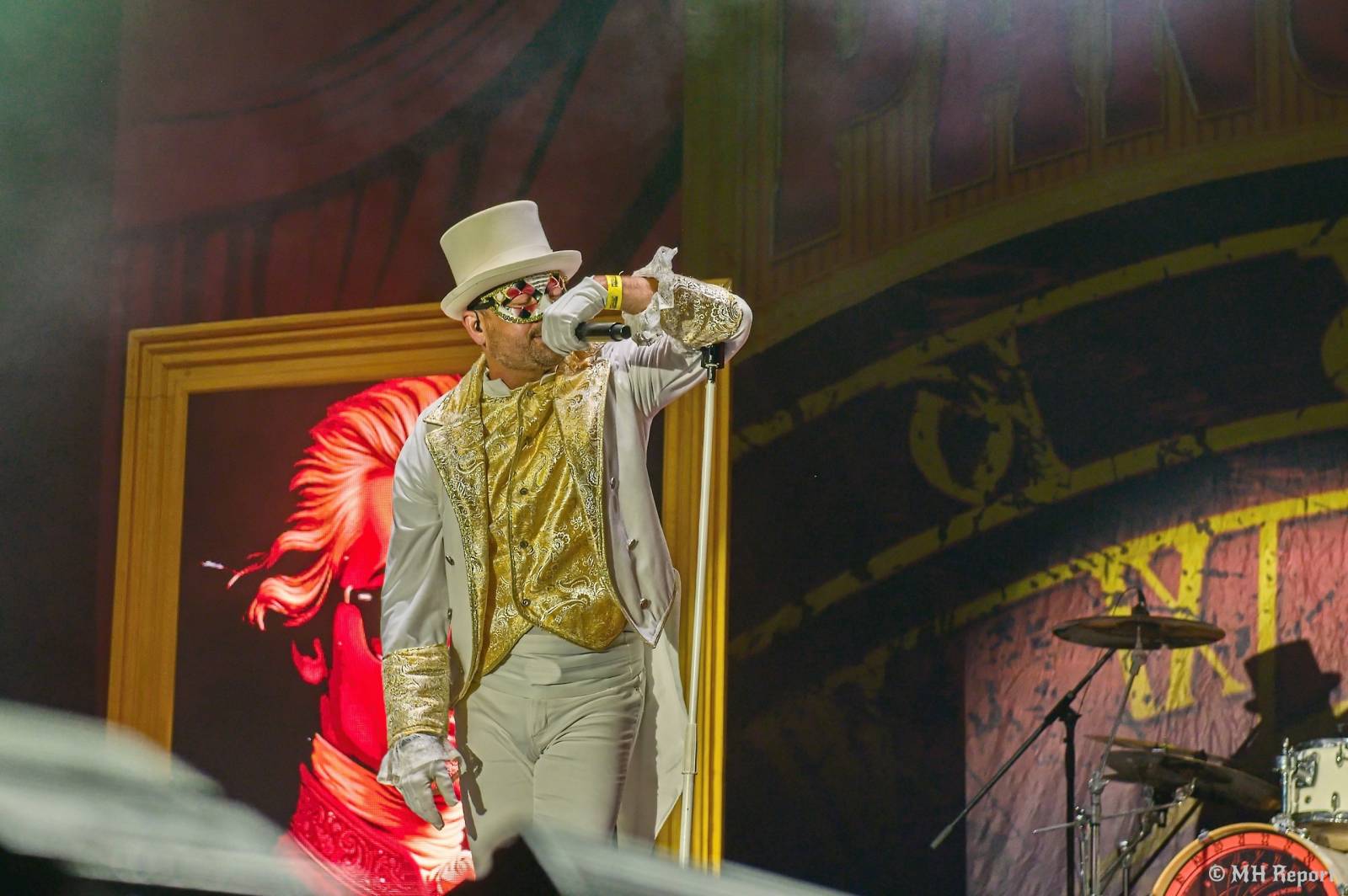 Pekelný ostrov odstartoval. První den nabídl show Divokýho Billa, Škworu, Harleje nebo Visacího zámku