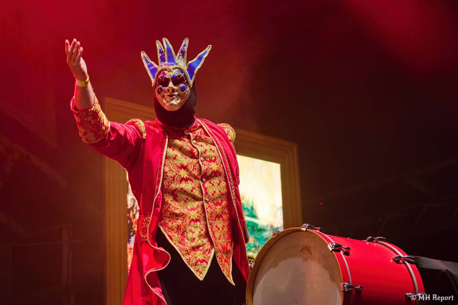 Pekelný ostrov odstartoval. První den nabídl show Divokýho Billa, Škworu, Harleje nebo Visacího zámku