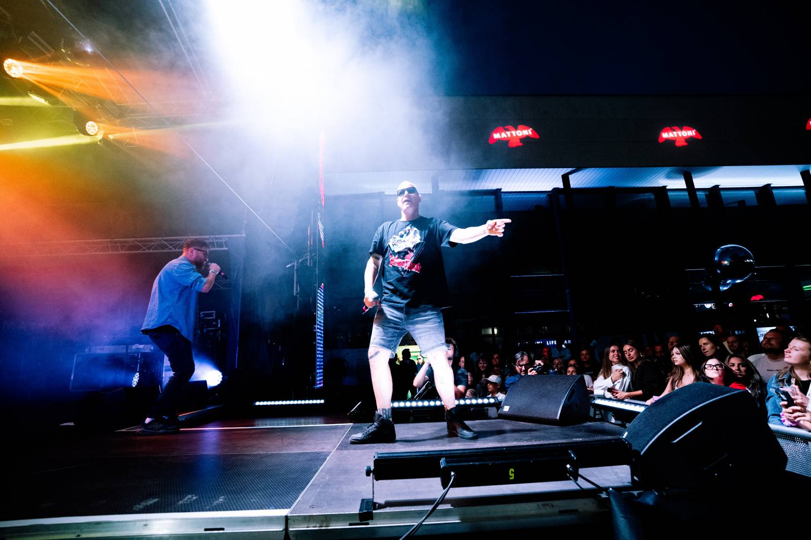 Mattoni Life Bar zahájil na KVIFF svůj program. Zazářili Mikolas, PSH i NobodyListen