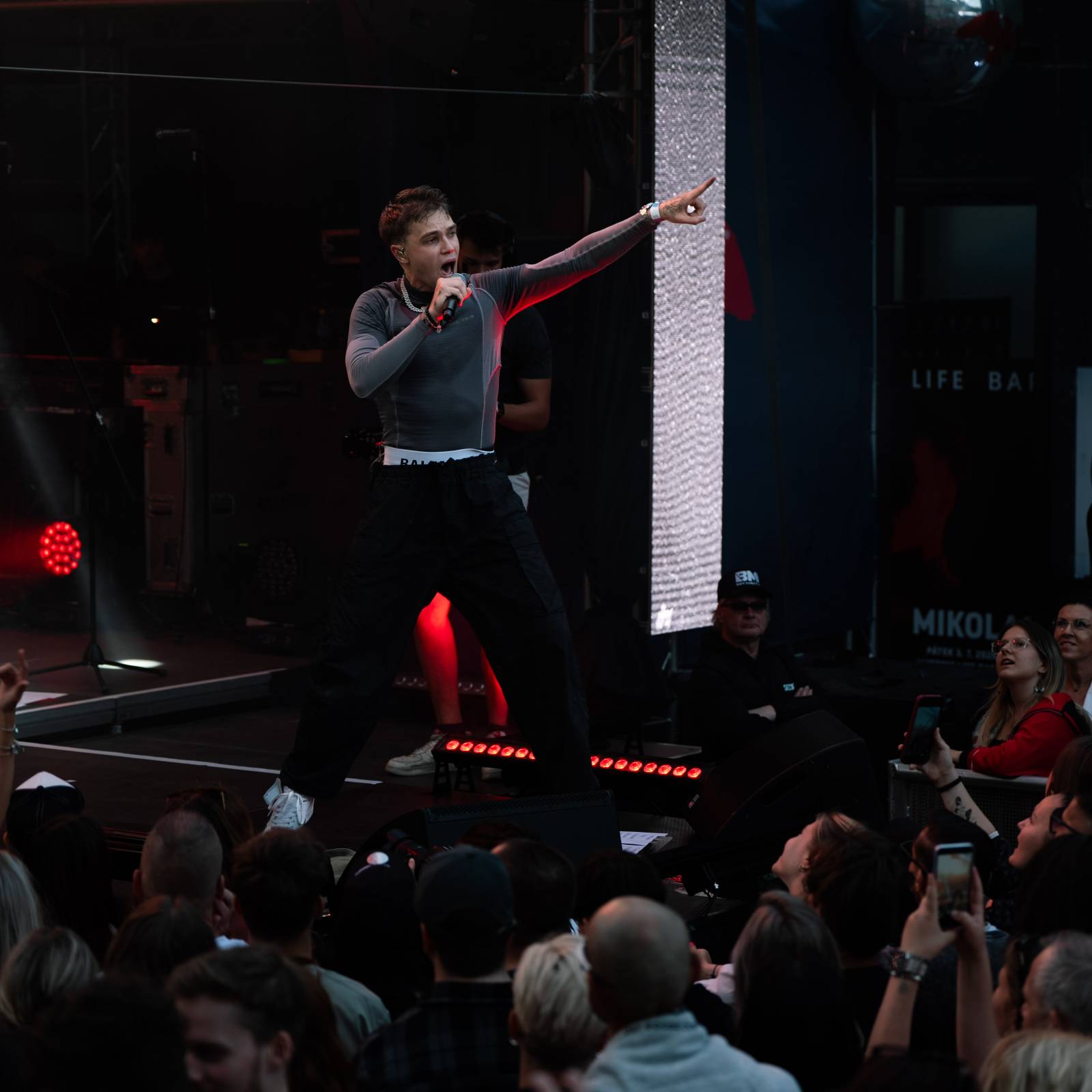 Mattoni Life Bar zahájil na KVIFF svůj program. Zazářili Mikolas, PSH i NobodyListen