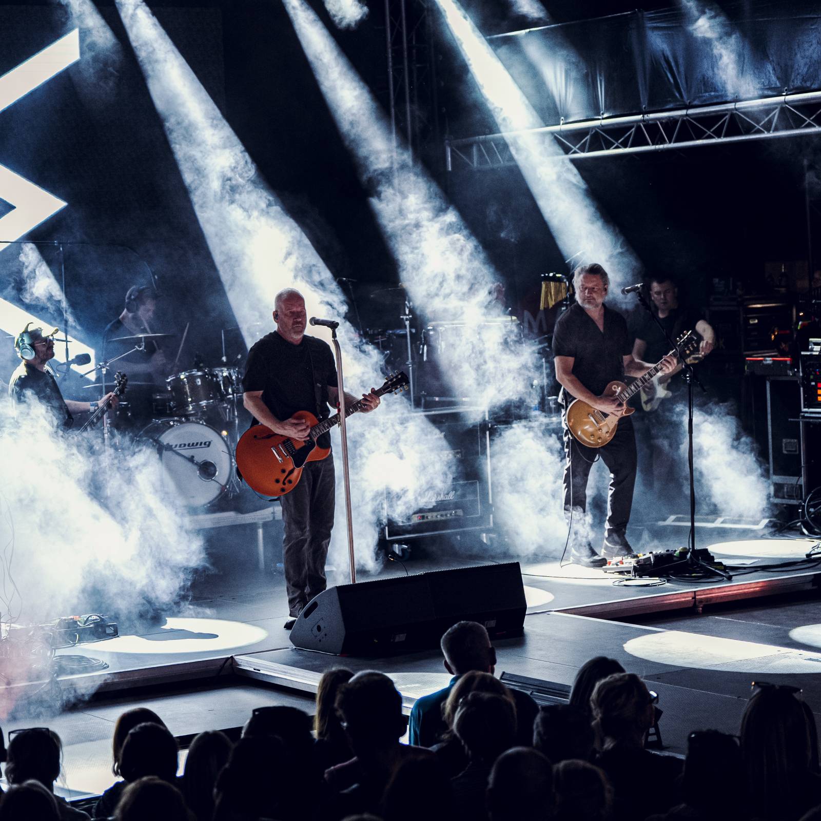 Atmo Music překvapili fanoušky, druhý festivalový večer ve Varech uzavřel David Koller