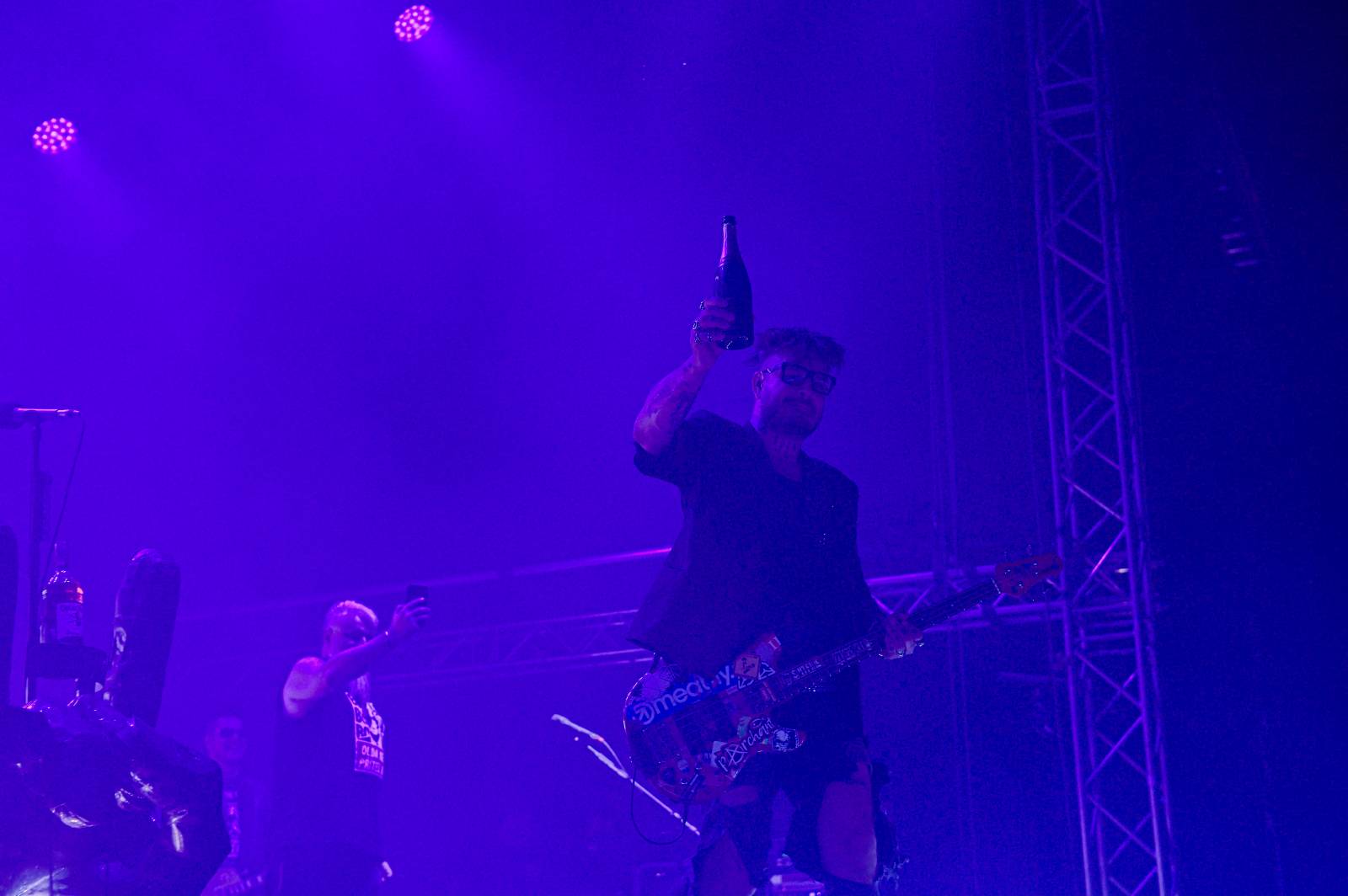 Druhý den Pekelného ostrova: Z porodnice rovnou na koncert. Kuba Ryba se stal podruhé tatínkem