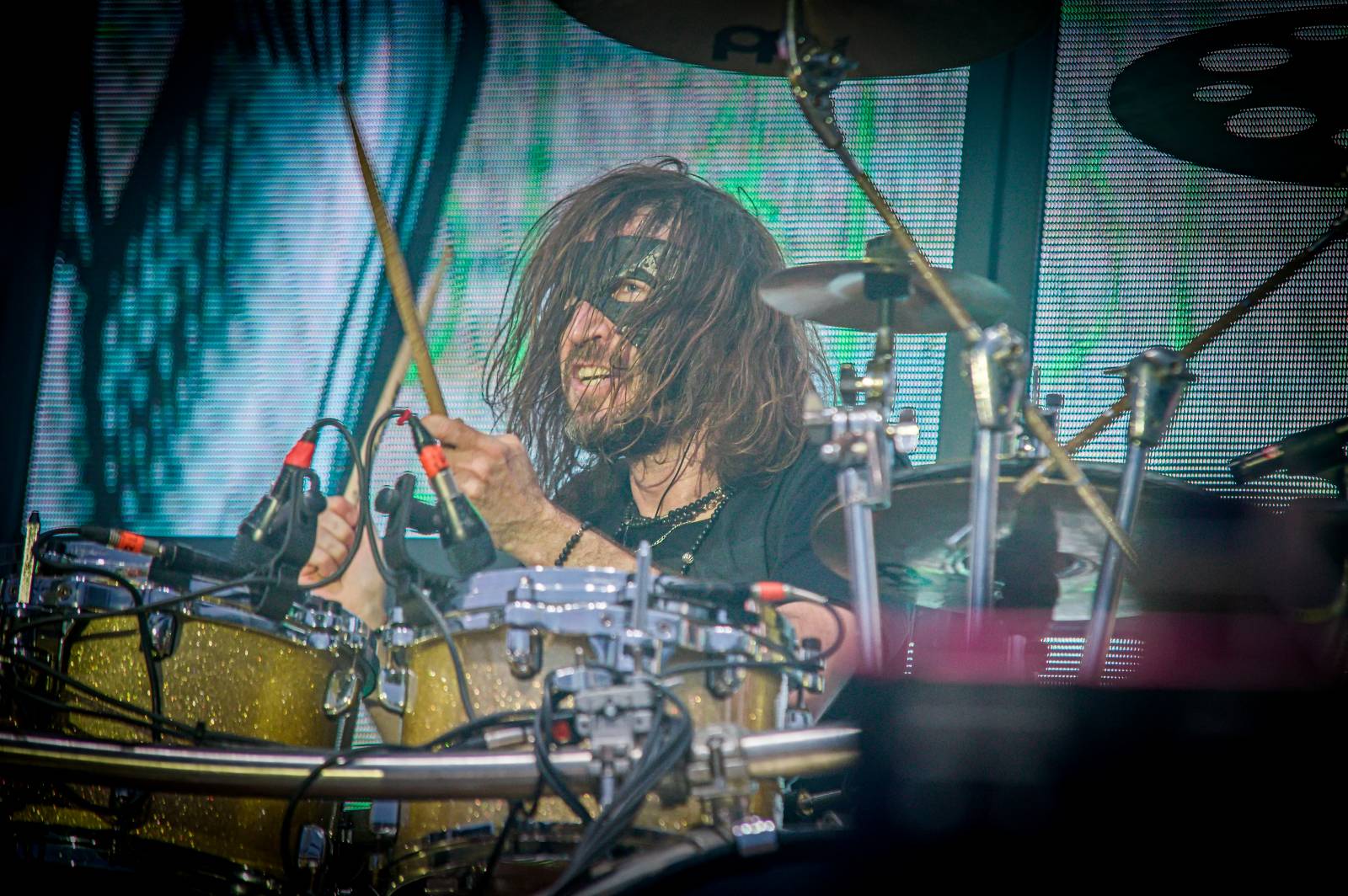 Druhý den Pekelného ostrova: Z porodnice rovnou na koncert. Kuba Ryba se stal podruhé tatínkem