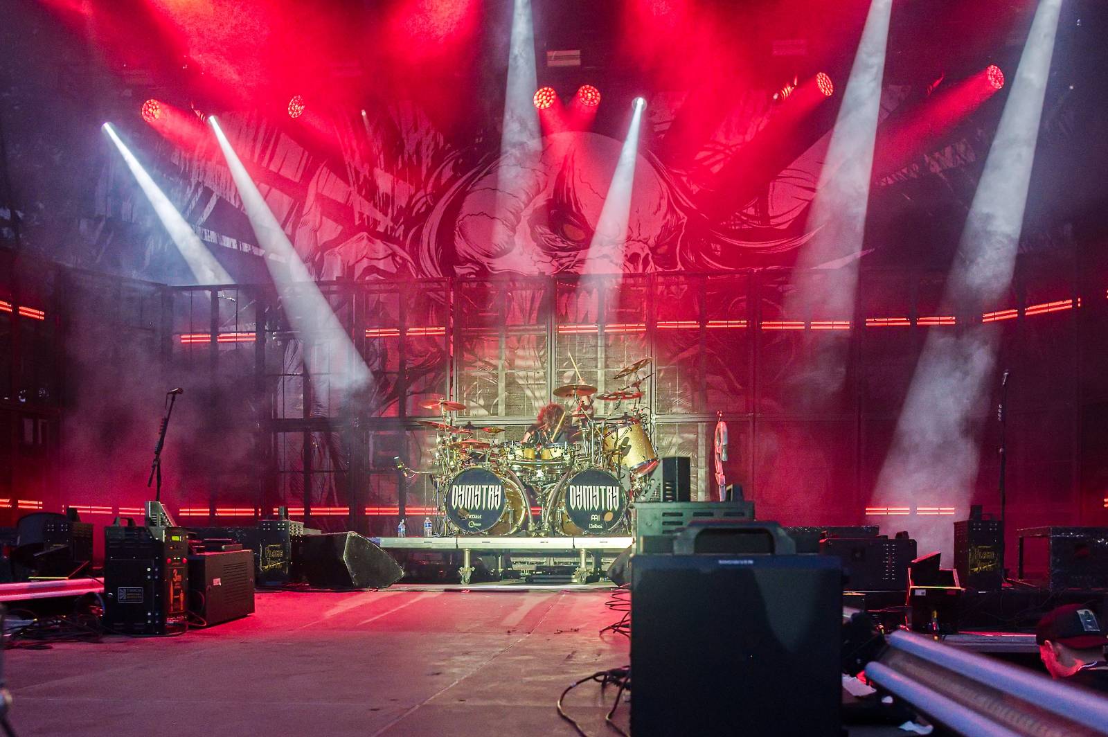 Druhý den Pekelného ostrova: Z porodnice rovnou na koncert. Kuba Ryba se stal podruhé tatínkem