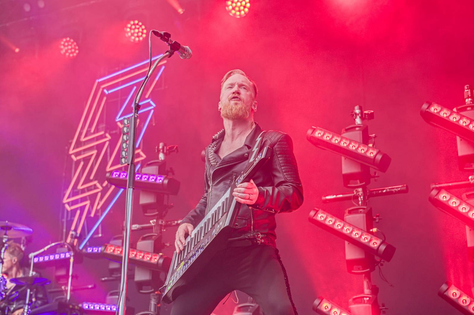 Druhý den Pekelného ostrova: Z porodnice rovnou na koncert. Kuba Ryba se stal podruhé tatínkem