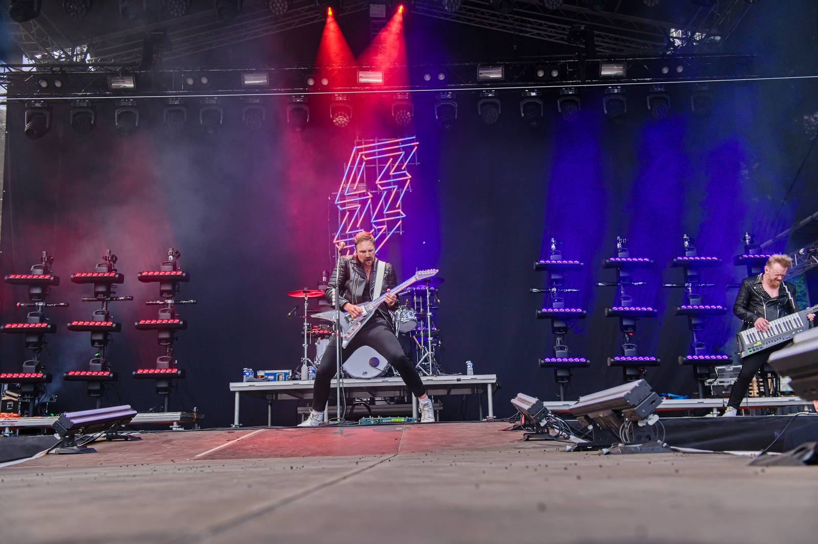 Druhý den Pekelného ostrova: Z porodnice rovnou na koncert. Kuba Ryba se stal podruhé tatínkem