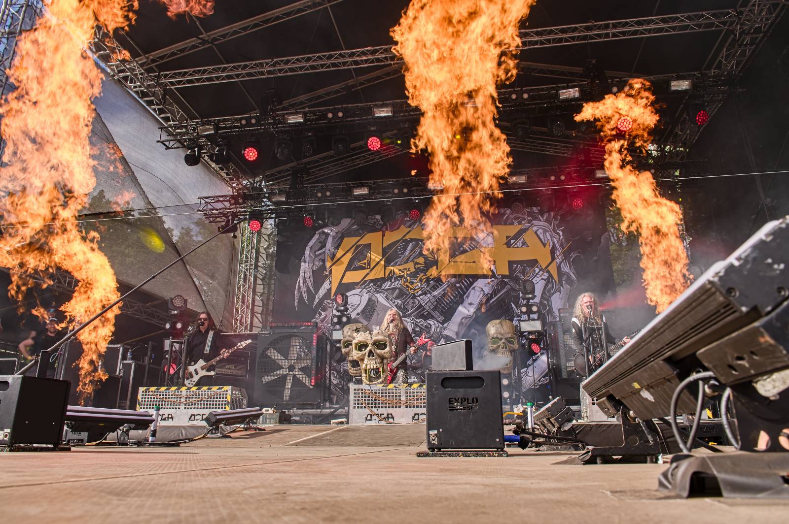 Druhý den Pekelného ostrova: Z porodnice rovnou na koncert. Kuba Ryba se stal podruhé tatínkem