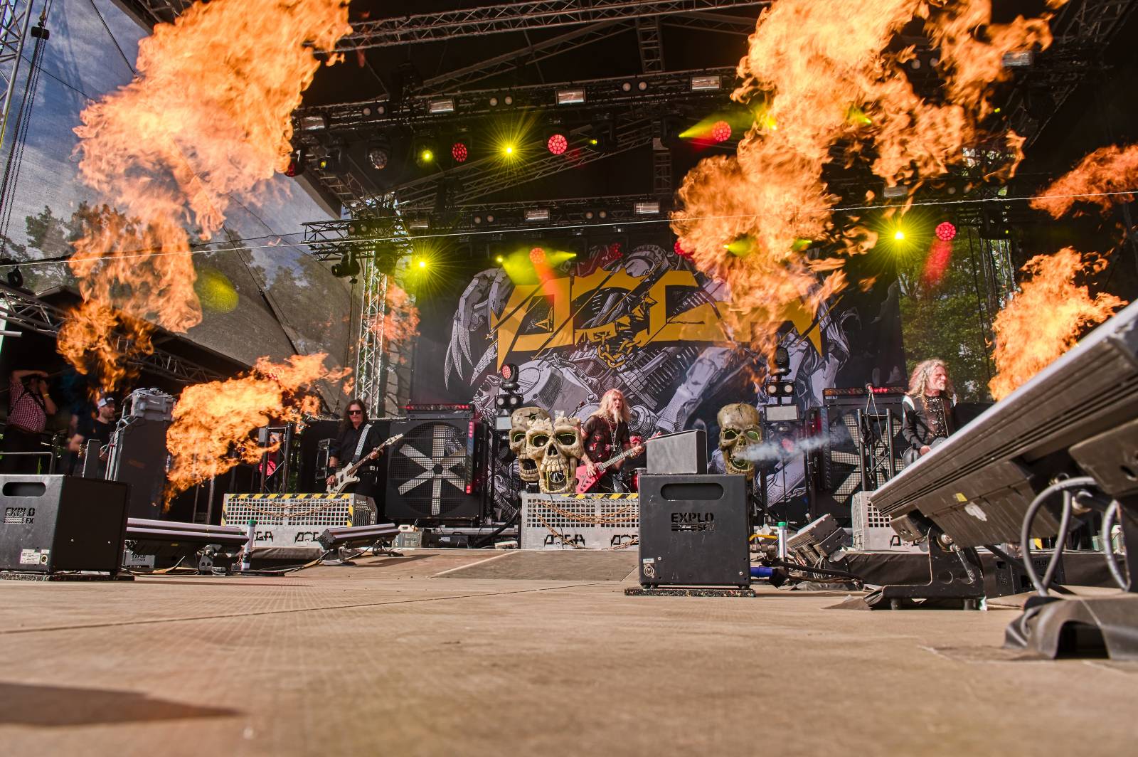 Druhý den Pekelného ostrova: Z porodnice rovnou na koncert. Kuba Ryba se stal podruhé tatínkem