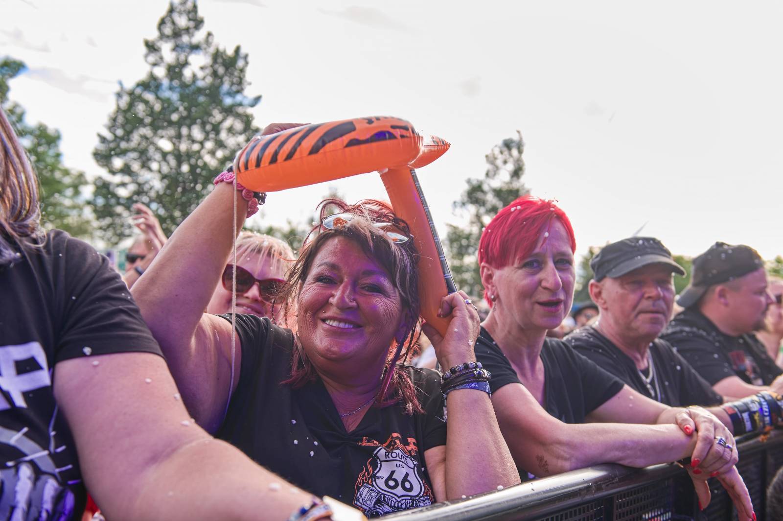 Druhý den Pekelného ostrova: Z porodnice rovnou na koncert. Kuba Ryba se stal podruhé tatínkem