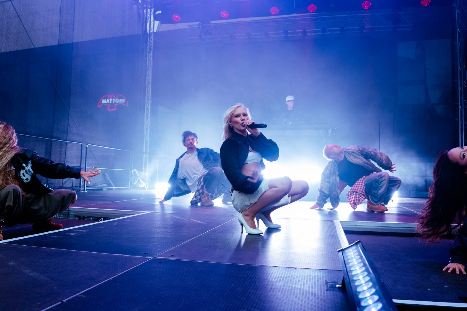 Annet X předvedla v Karlových Varech působivou show, obrovský zájem vzbudil i NobodyListen