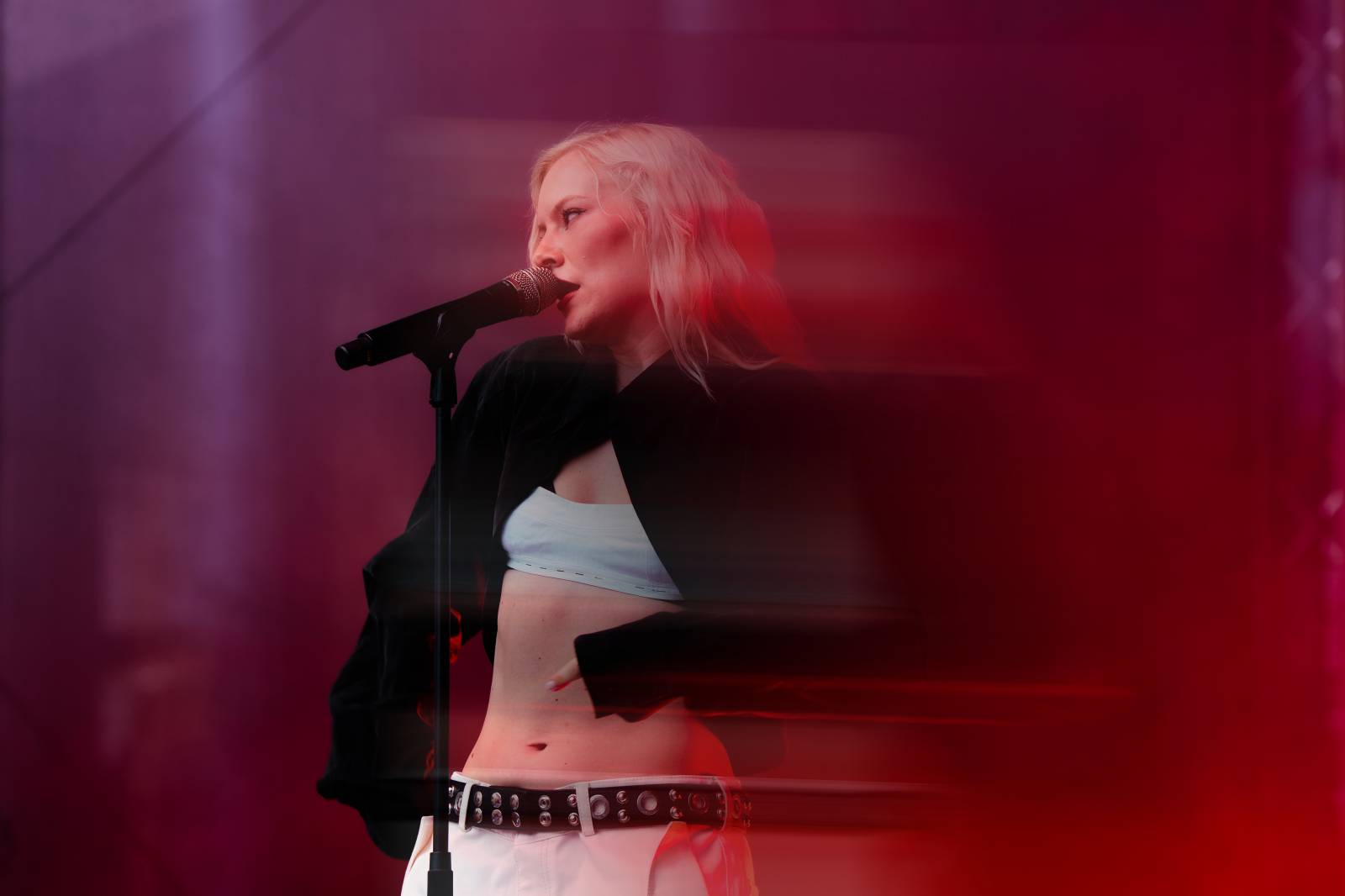 Annet X předvedla v Karlových Varech působivou show, obrovský zájem vzbudil i NobodyListen