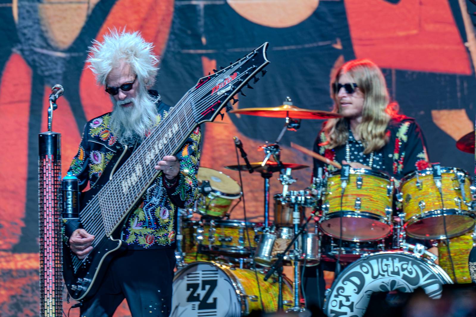 Legendární vousáči se vrátili do Česka. ZZ Top vystoupili v Pardubicích