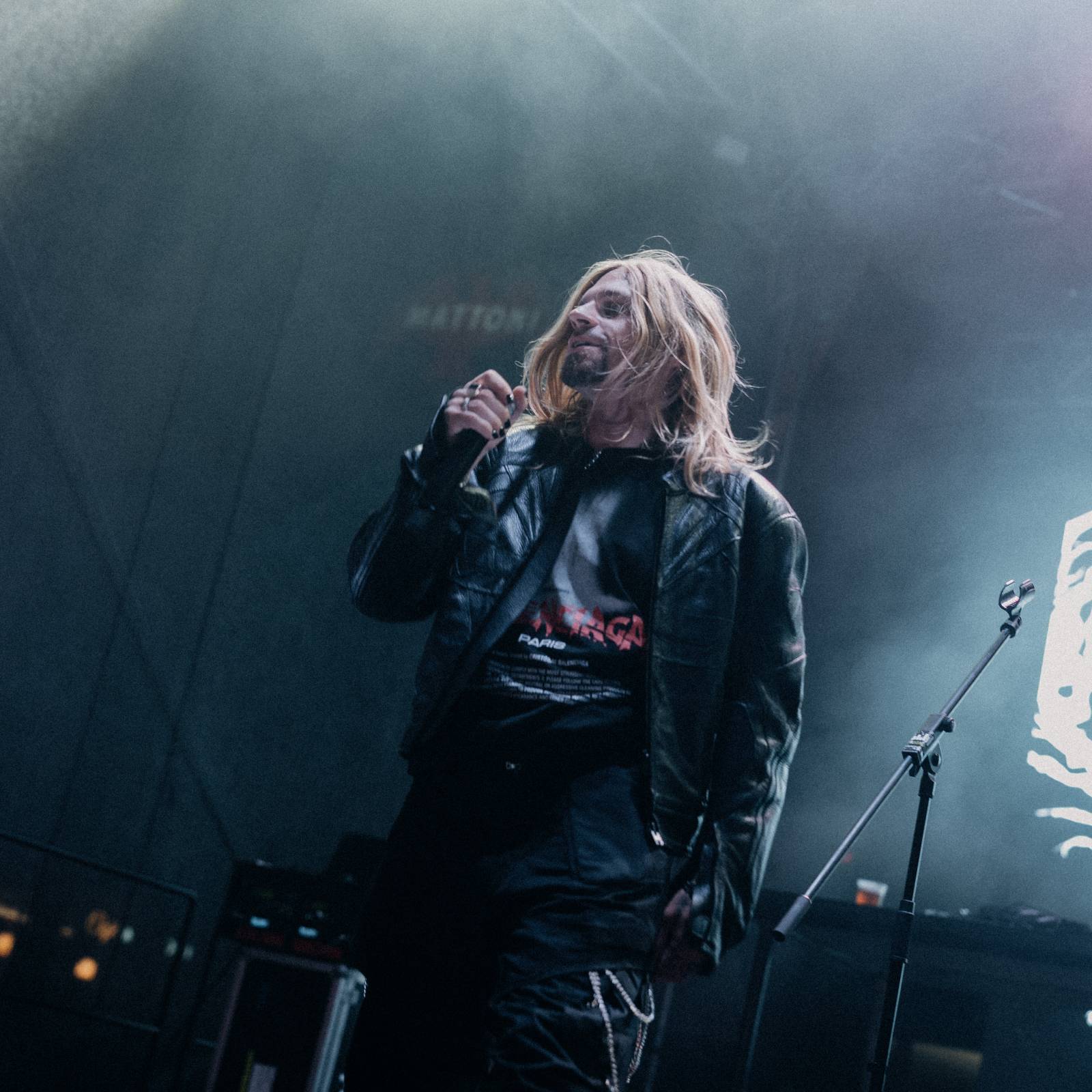 Redzed rozbouřil fanoušky, na Mattoni Life Baru se moshovalo. Bára Basiková představila soundtrack k časosběrnému dokumentu o svém životě