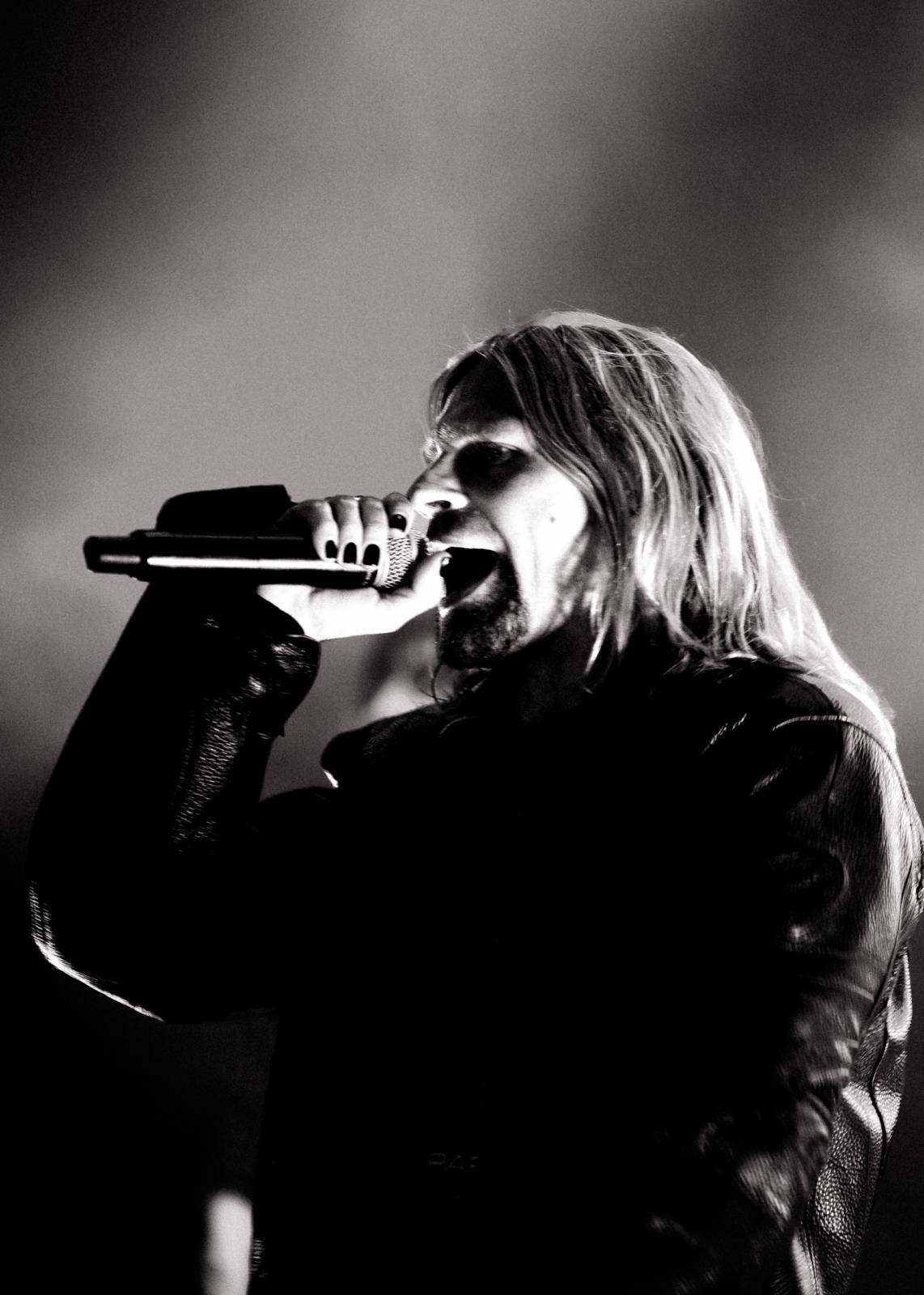 Redzed rozbouřil fanoušky, na Mattoni Life Baru se moshovalo. Bára Basiková představila soundtrack k časosběrnému dokumentu o svém životě