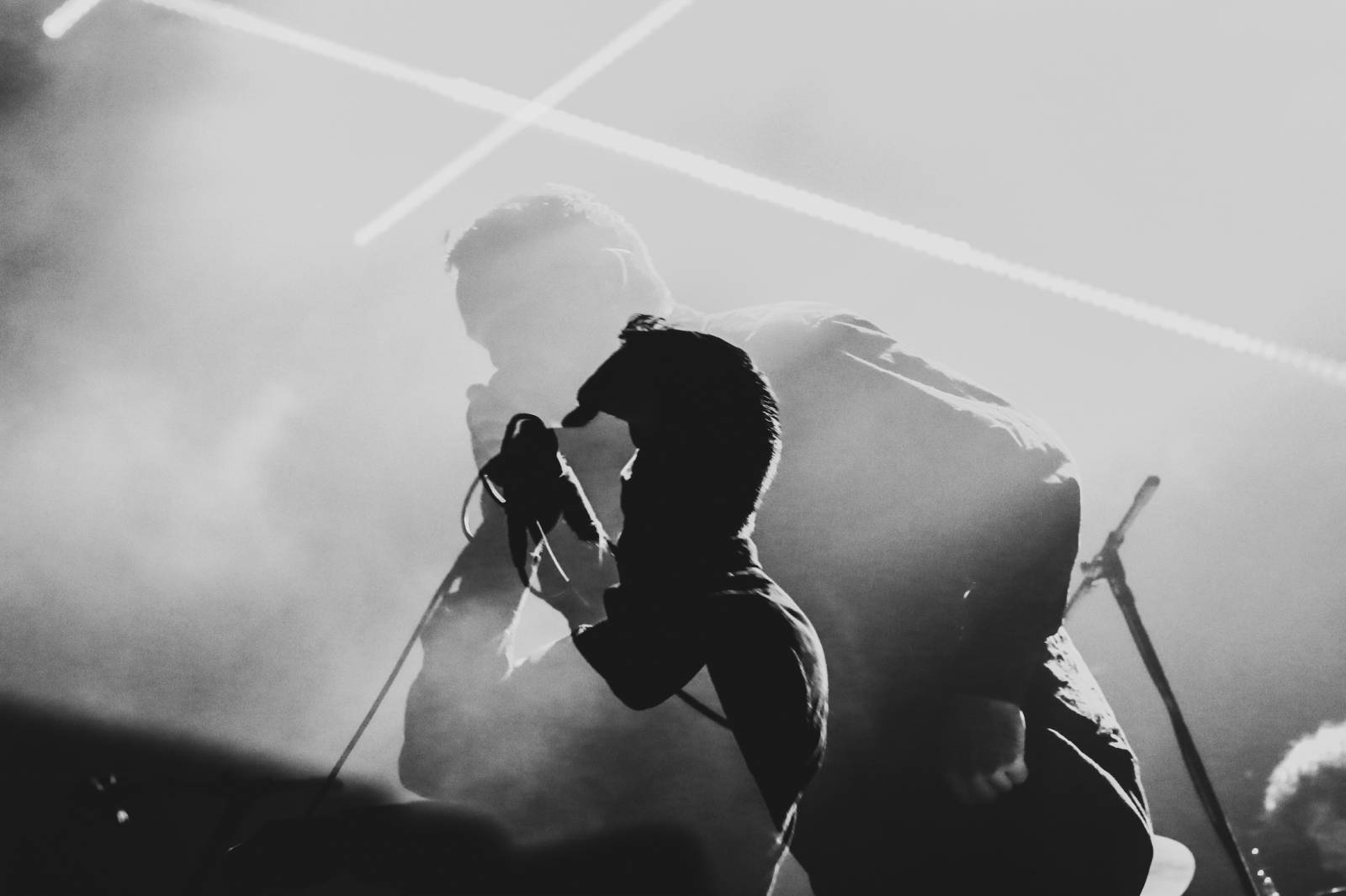 IDLES v Praze: koncert plný emocí, tance i vzdoru
