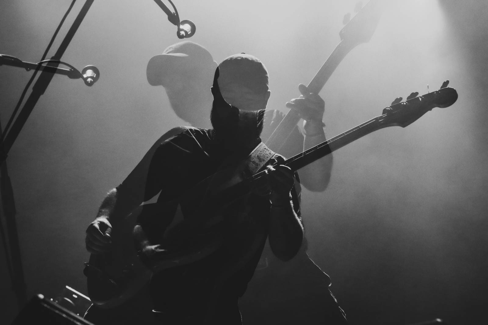IDLES v Praze: koncert plný emocí, tance i vzdoru