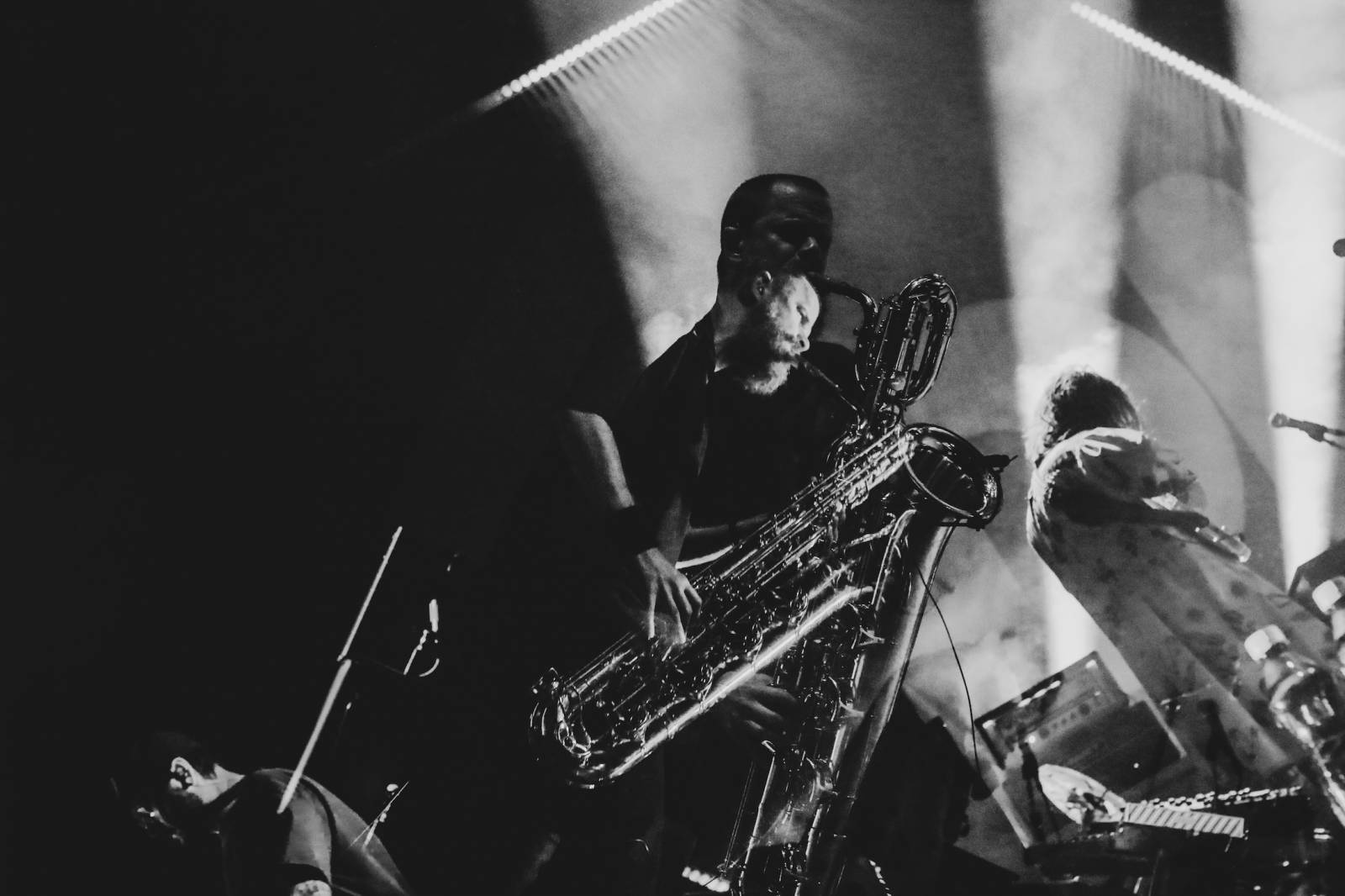 IDLES v Praze: koncert plný emocí, tance i vzdoru