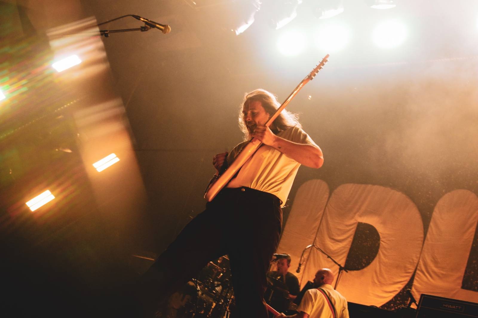 IDLES v Praze: koncert plný emocí, tance i vzdoru
