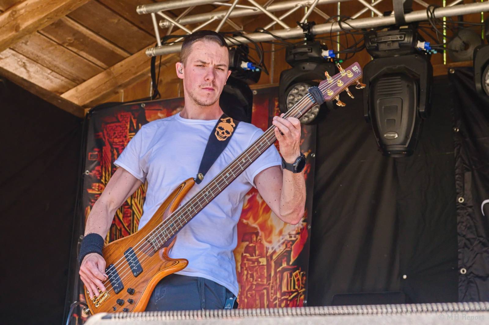 Destroy Fest otevřel své brány. První den patřil Tortharry a domácím Search and Destroy