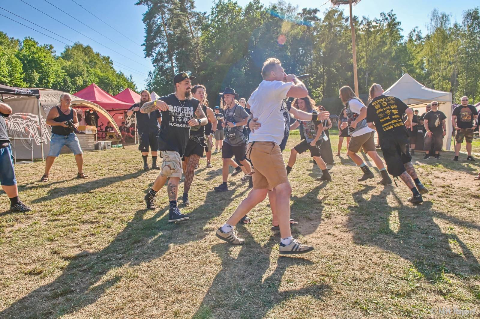 Destroy Fest otevřel své brány. První den patřil Tortharry a domácím Search and Destroy
