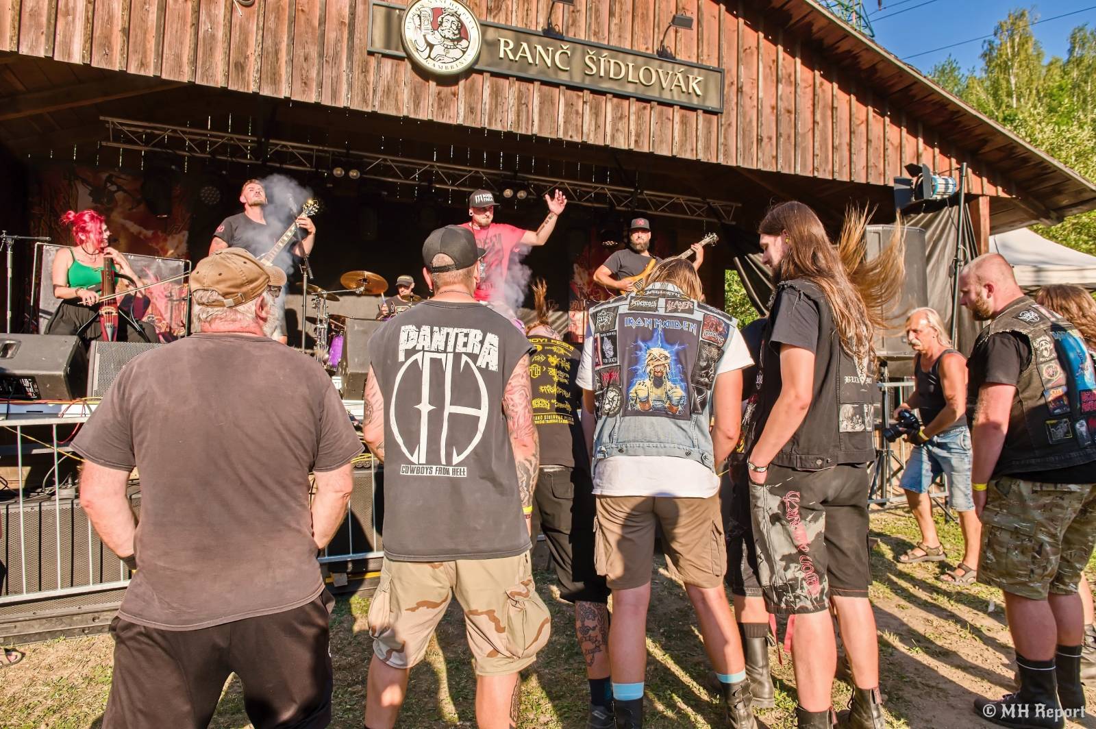 Destroy Fest otevřel své brány. První den patřil Tortharry a domácím Search and Destroy