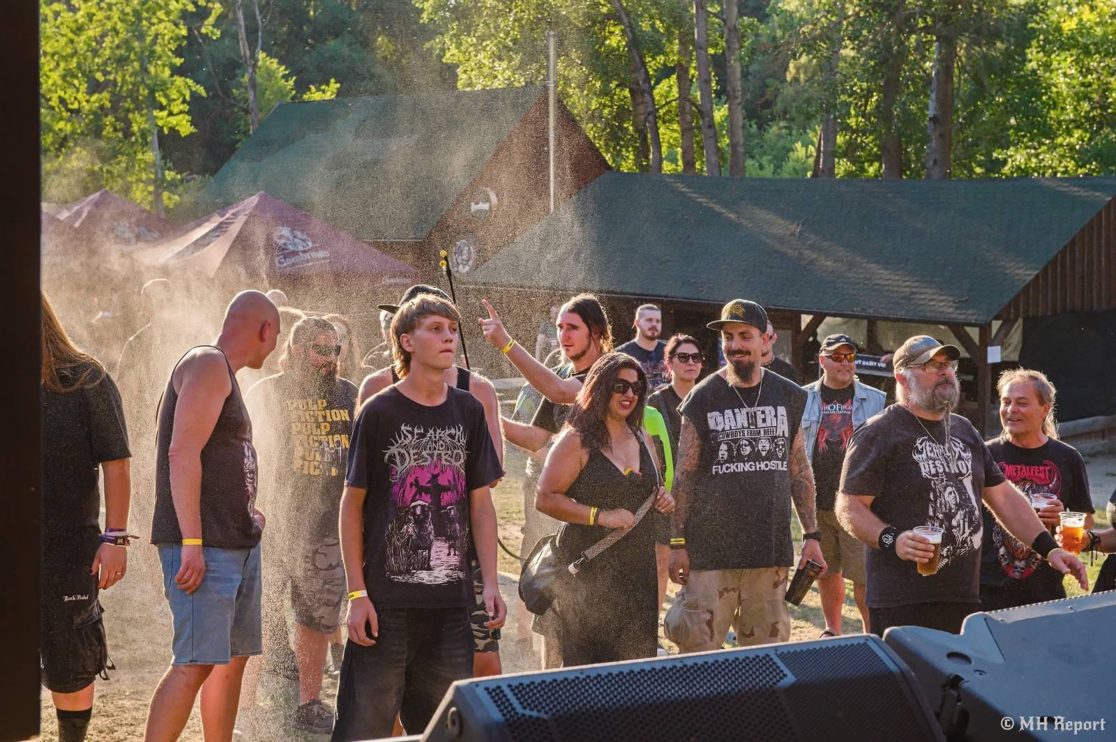 Destroy Fest otevřel své brány. První den patřil Tortharry a domácím Search and Destroy
