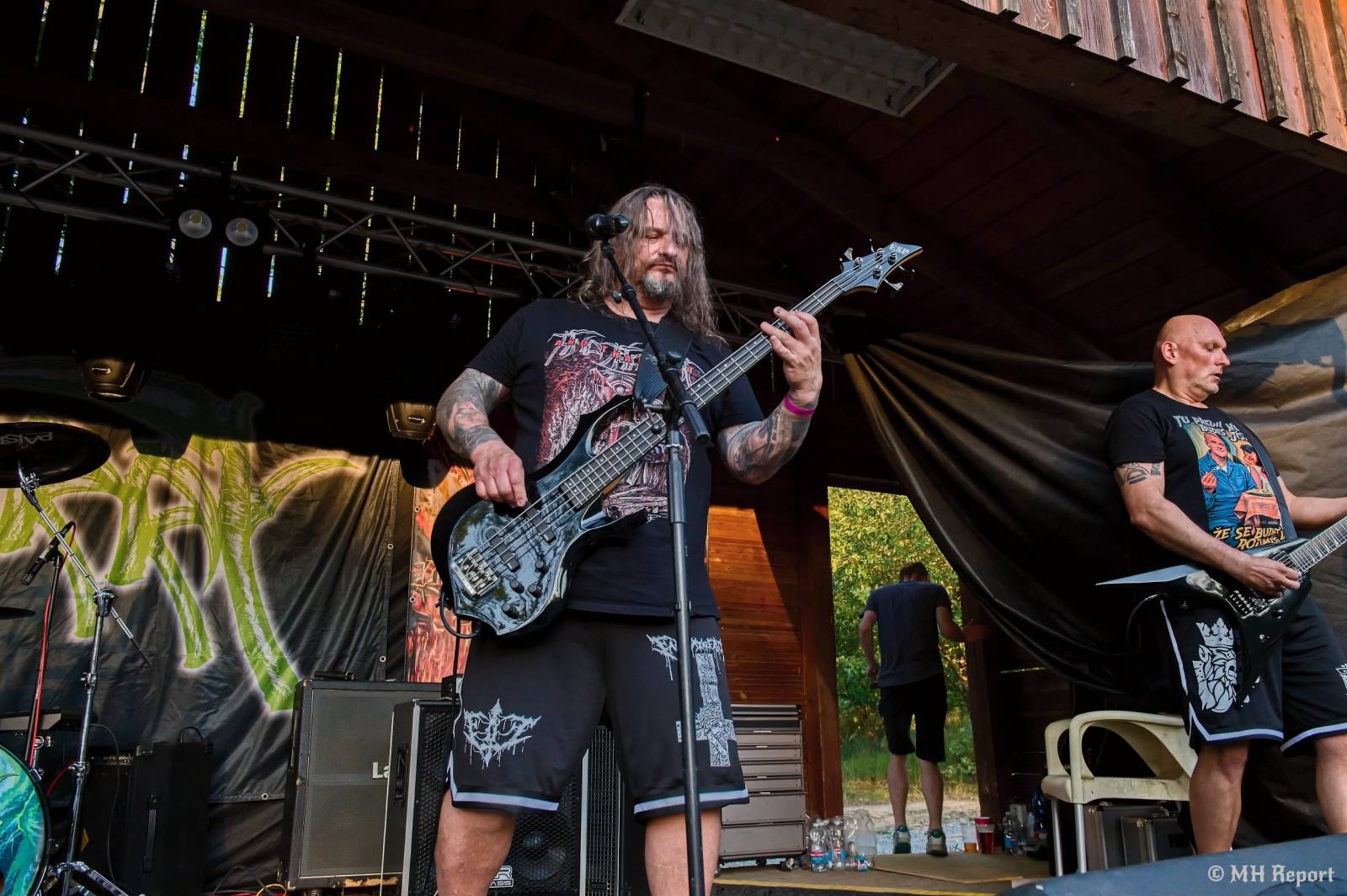 Destroy Fest otevřel své brány. První den patřil Tortharry a domácím Search and Destroy
