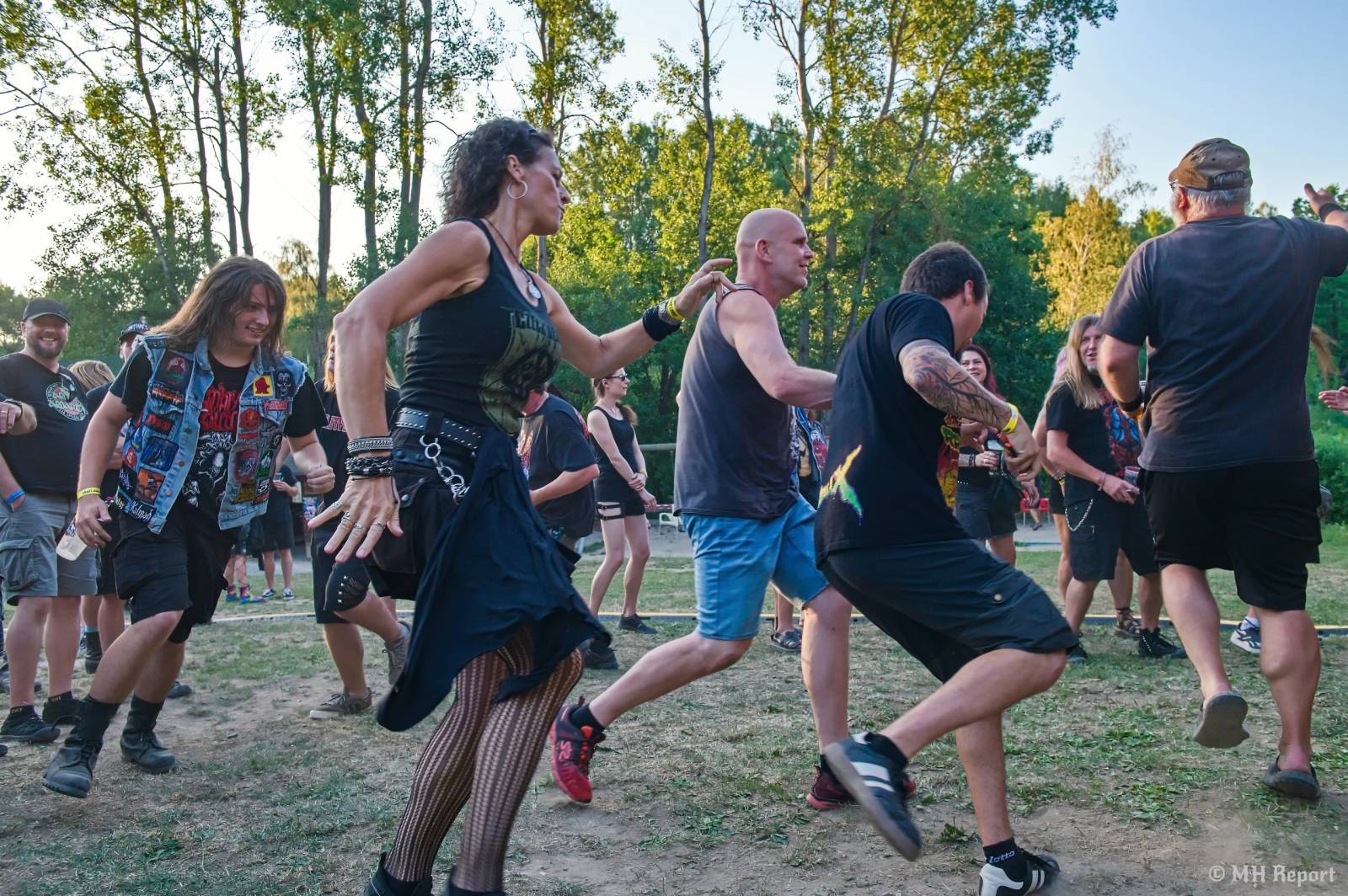 Destroy Fest otevřel své brány. První den patřil Tortharry a domácím Search and Destroy
