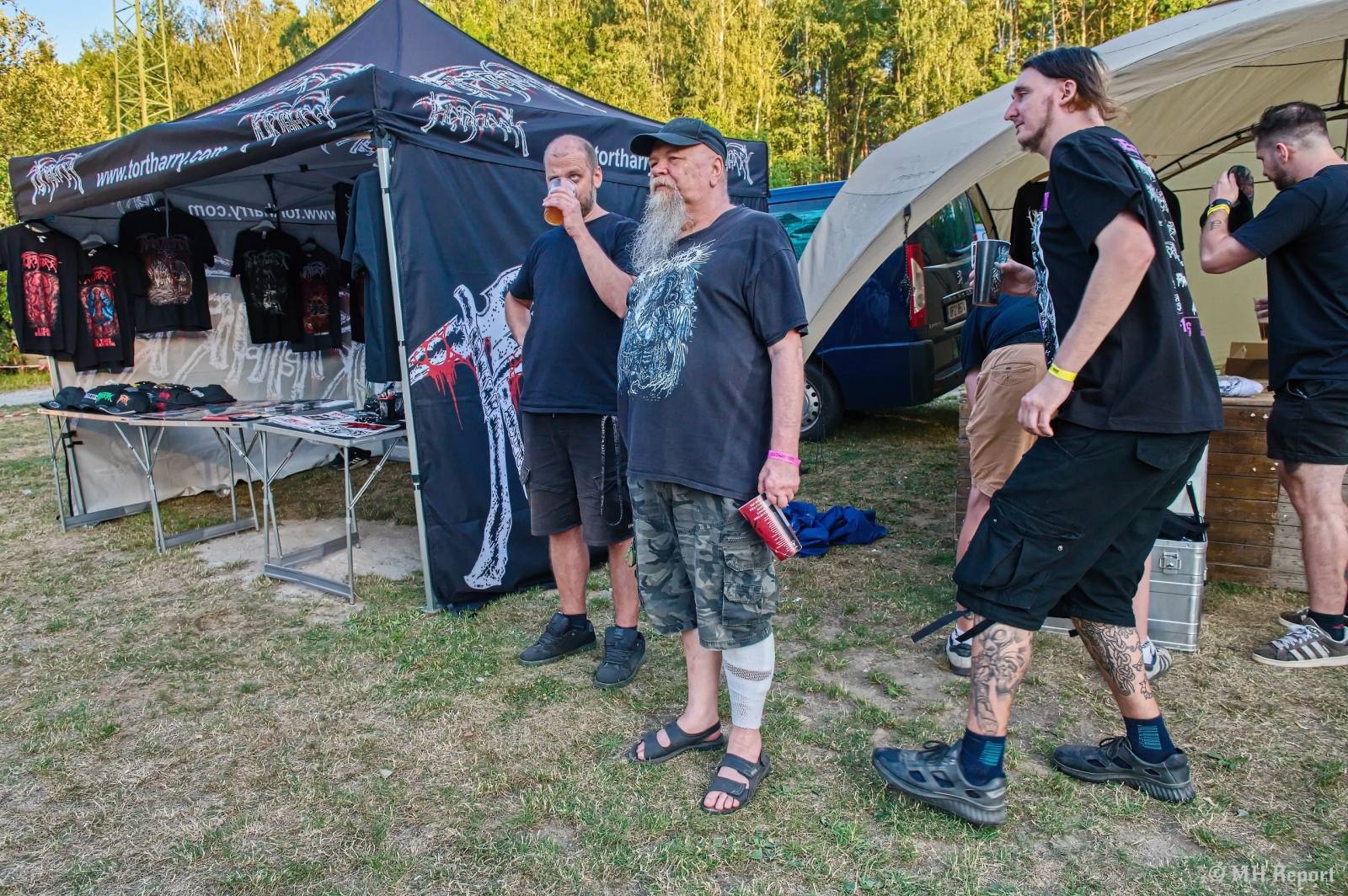 Destroy Fest otevřel své brány. První den patřil Tortharry a domácím Search and Destroy