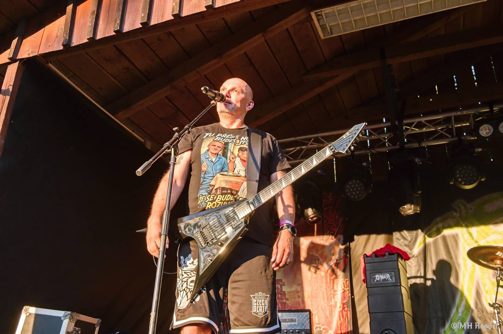 Destroy Fest otevřel své brány. První den patřil Tortharry a domácím Search and Destroy