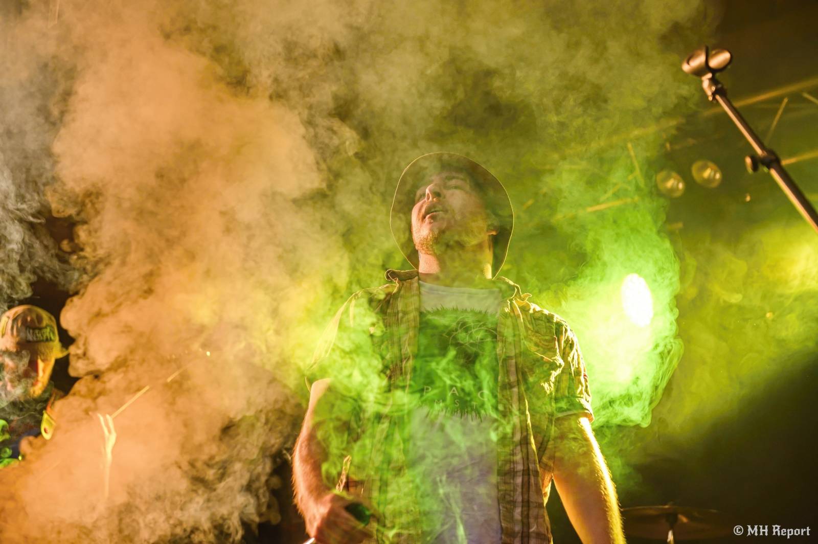 Destroy Fest otevřel své brány. První den patřil Tortharry a domácím Search and Destroy