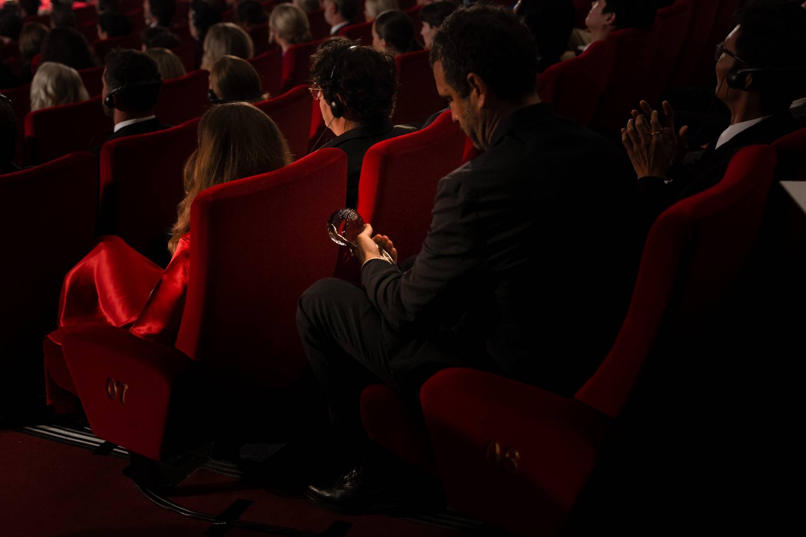 KVIFF uzavřel jubilejní ročník. Ocenění si odnesl i dokument o Báře Basikové