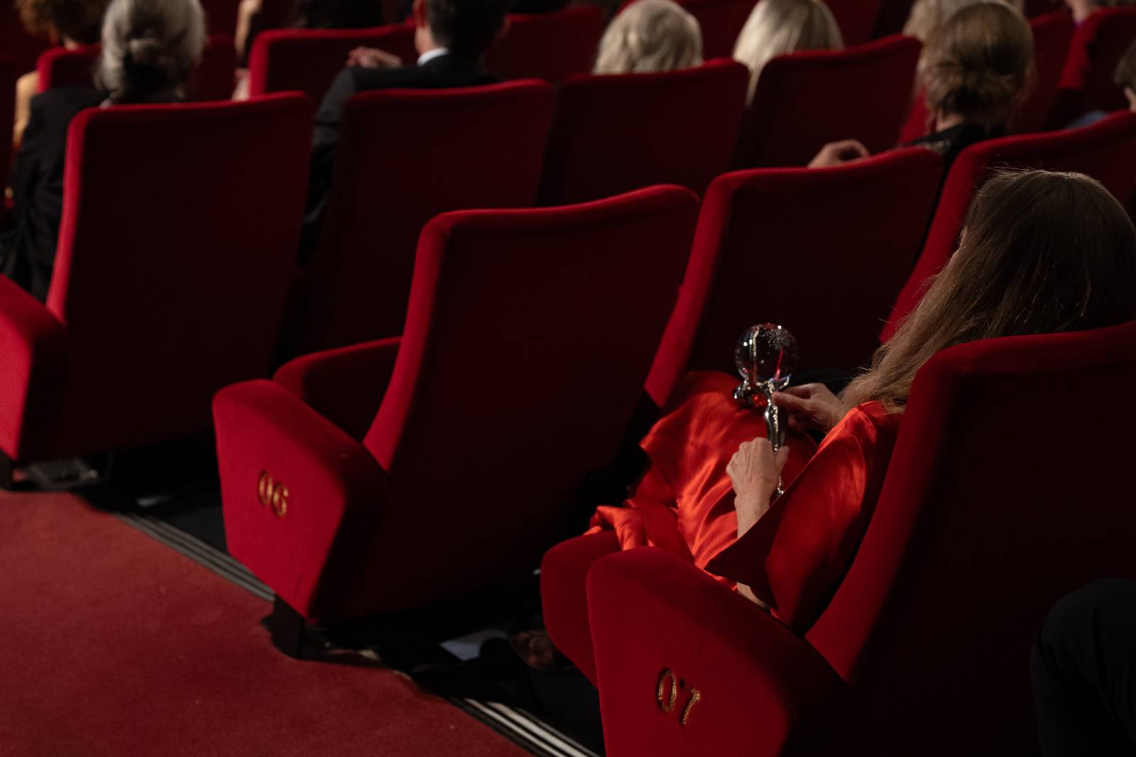 KVIFF uzavřel jubilejní ročník. Ocenění si odnesl i dokument o Báře Basikové