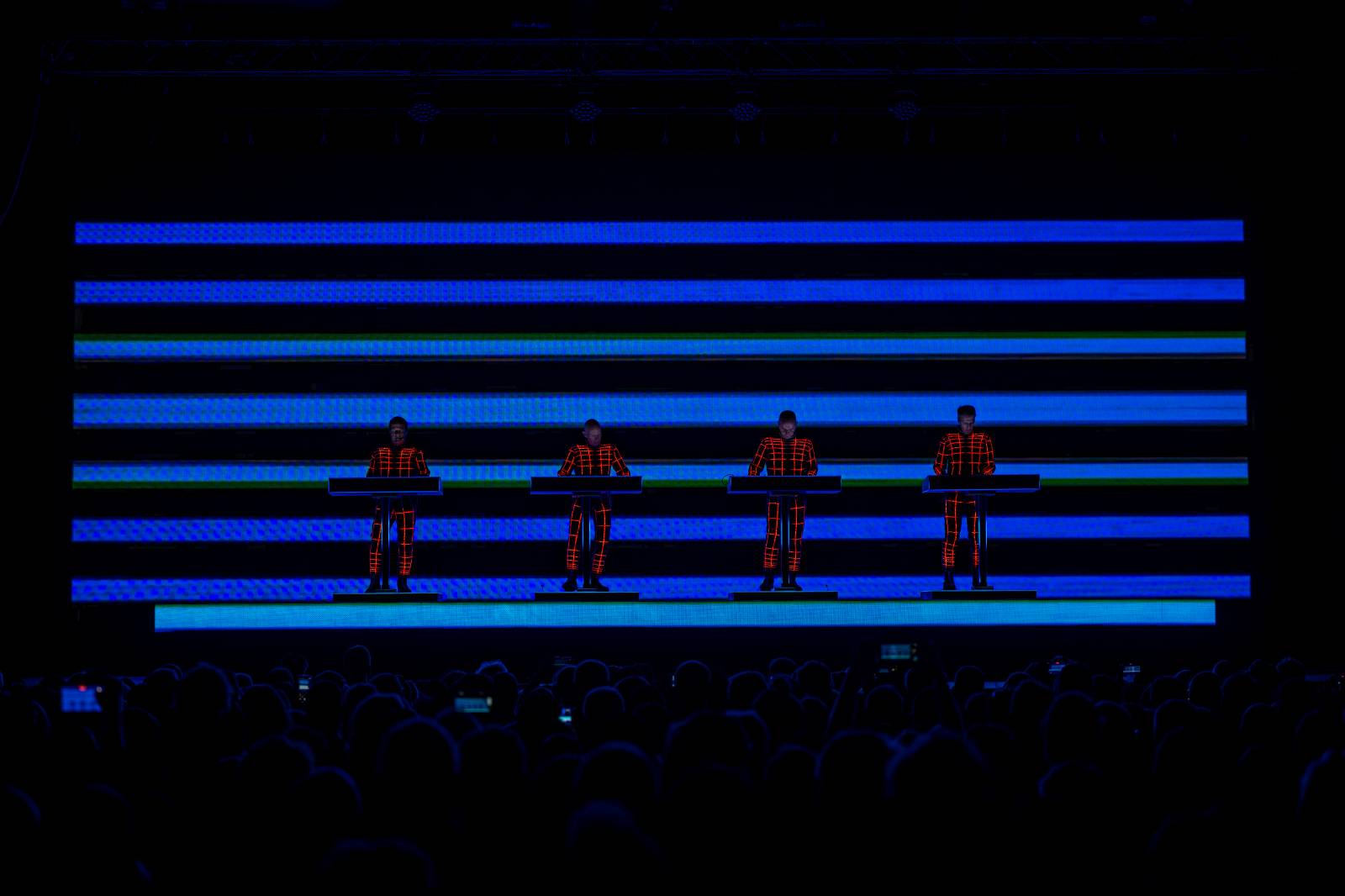 Duchovní otcové taneční a elektronické scény zpátky v Praze. Kraftwerk vystoupili ve Foru Karlín