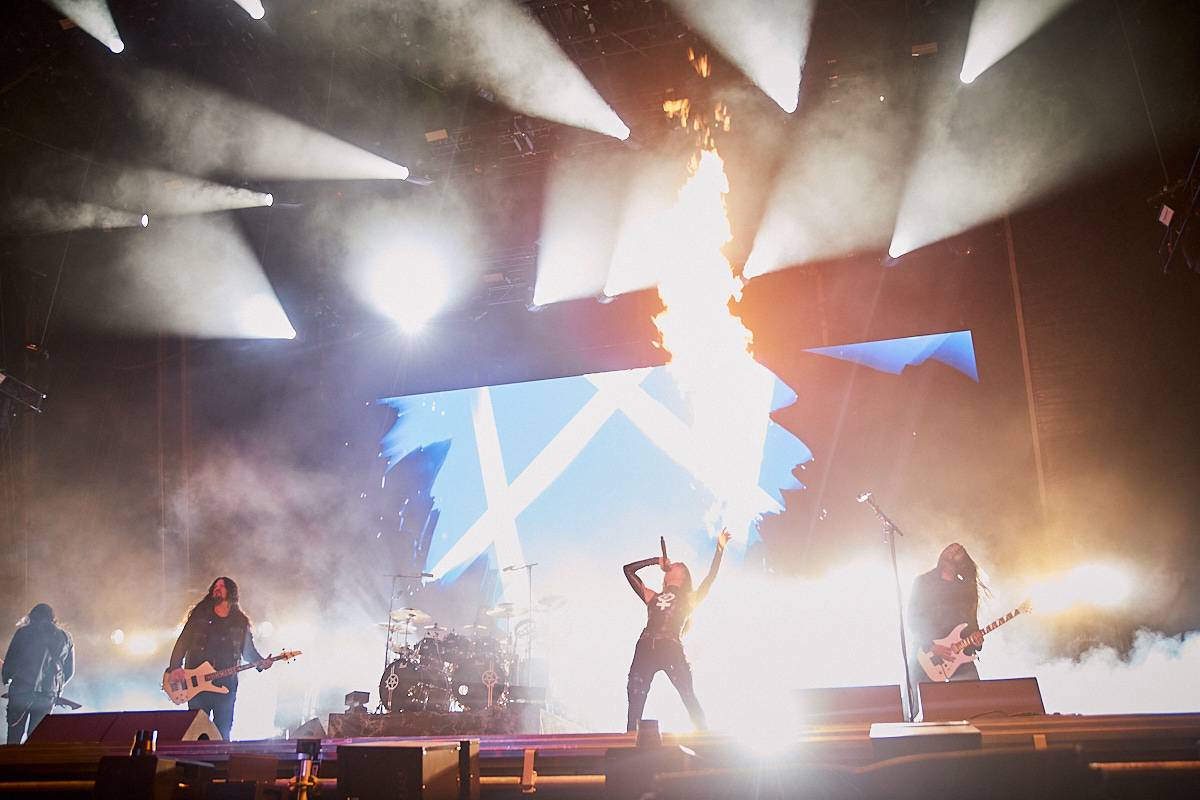 Masters of Rock, den třetí. Nekončící řada plaváčků při Feuerschwanz a Arch Enemy s novou zpěvačkou