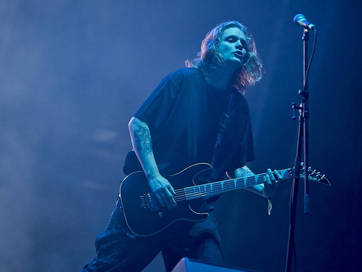 Masters of Rock, den třetí. Nekončící řada plaváčků při Feuerschwanz a Arch Enemy s novou zpěvačkou