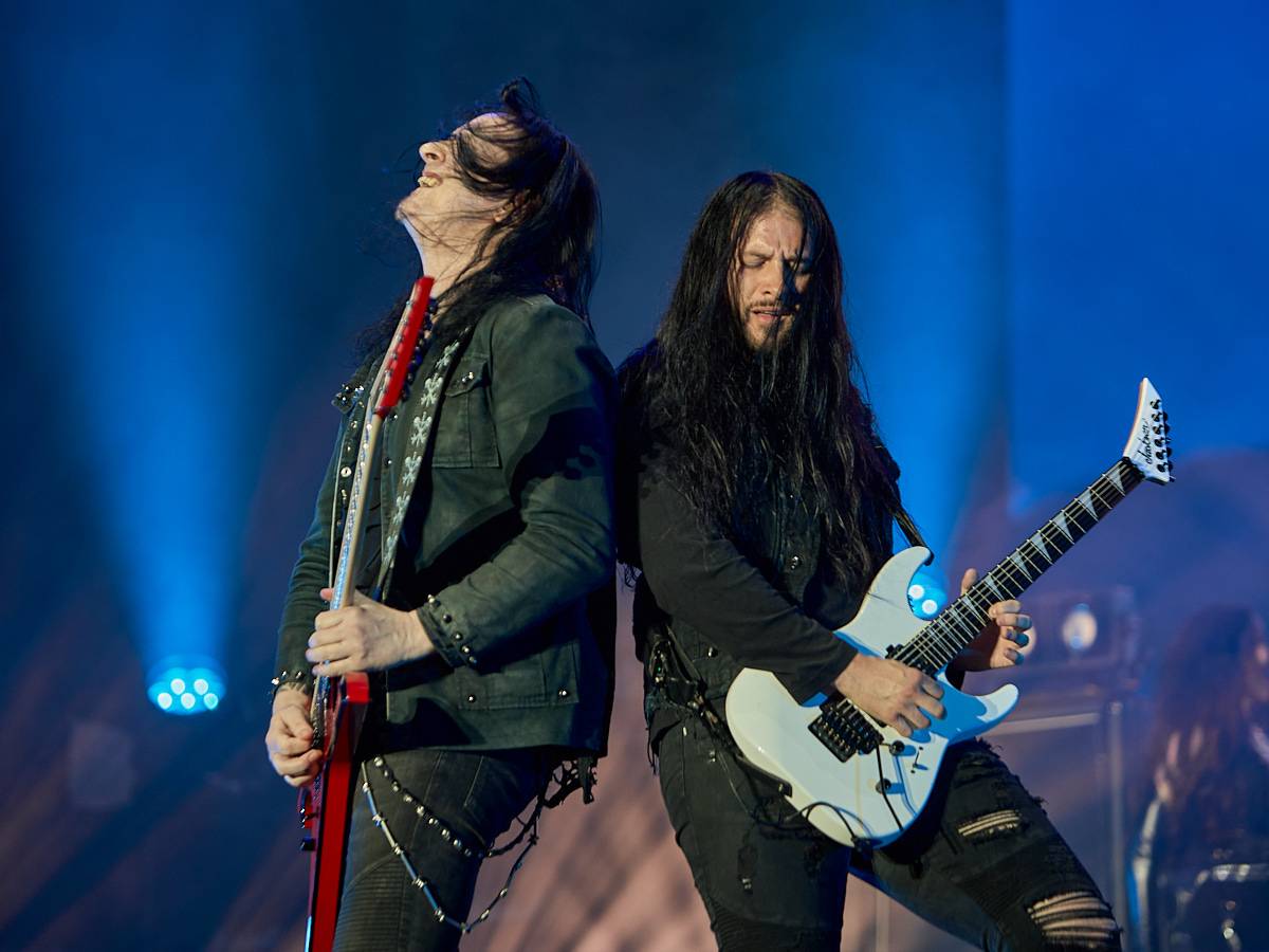 Masters of Rock, den třetí. Nekončící řada plaváčků při Feuerschwanz a Arch Enemy s novou zpěvačkou