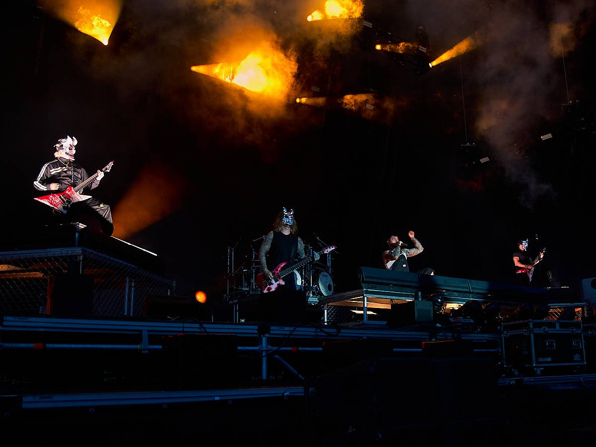 Masters of Rock, den čtvrtý. Podpásovka od počasí, hrůzostrašní Lordi, rozzuření grizzliové Slaughter To Prevail a extravagantní Marilyn Manson