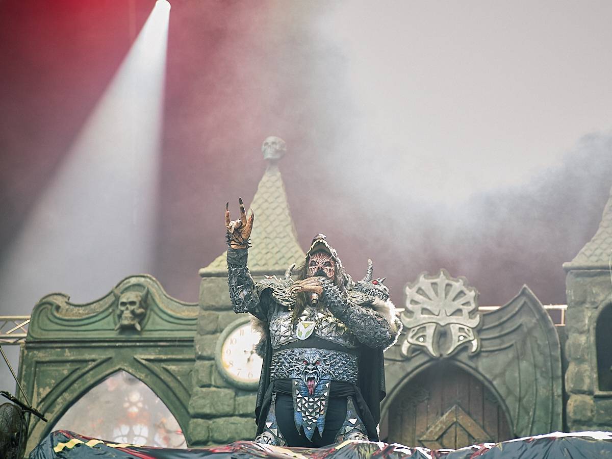 Masters of Rock, den čtvrtý. Podpásovka od počasí, hrůzostrašní Lordi, rozzuření grizzliové Slaughter To Prevail a extravagantní Marilyn Manson