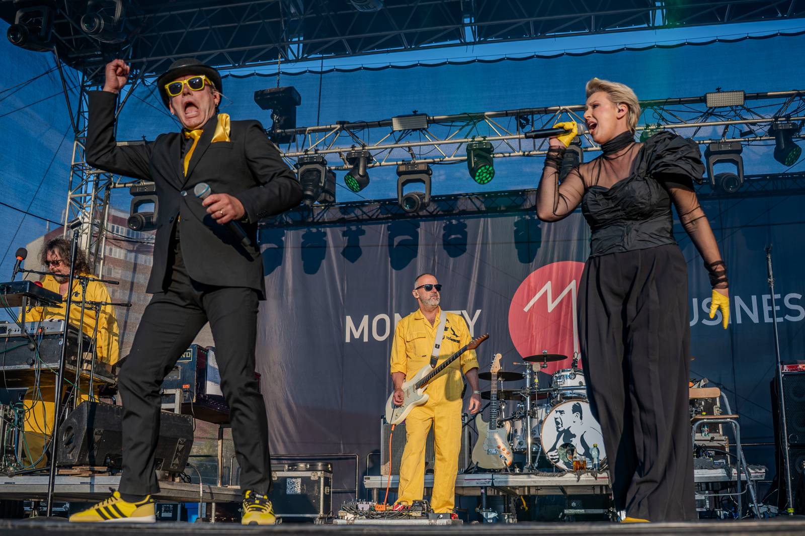 Party plná groovu a nakažlivé radosti. Monkey Business oslavili na Prague Open Air šestadvacáté narozeniny
